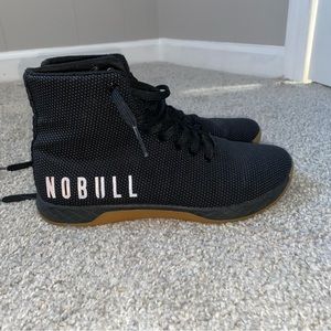 Women’s NOBULL trainer’s size 7 black hightop